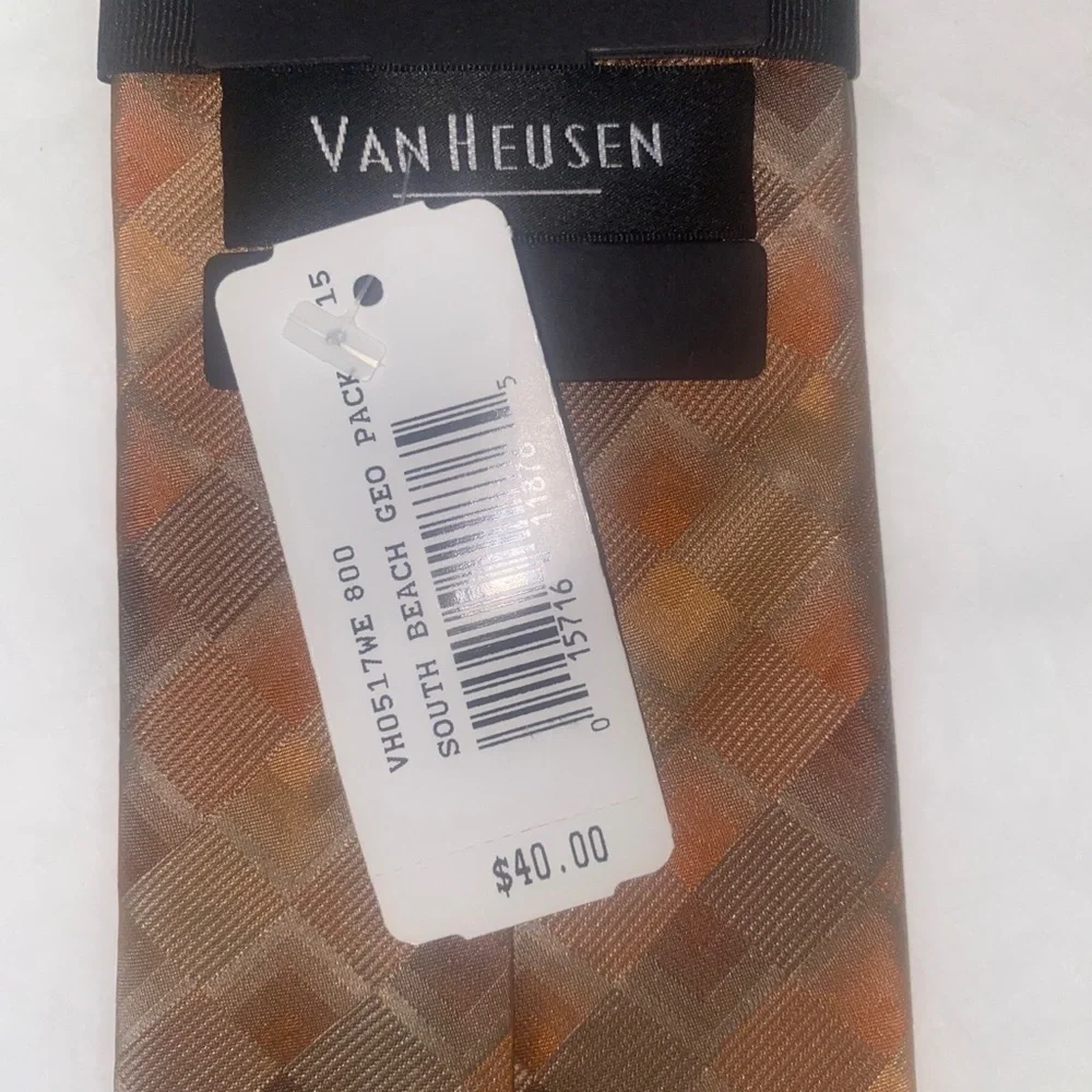 VAN HEUSEN South Beach Gold Peach Silk Necktie Tie Geometric $40 lcsr